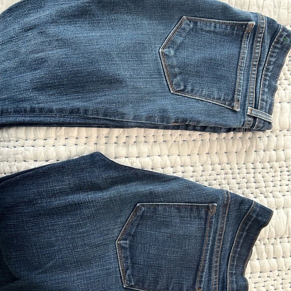 Two pairs of Sz.29 J Brand GUC Jeans (Skinny) - Picture 2 of 11